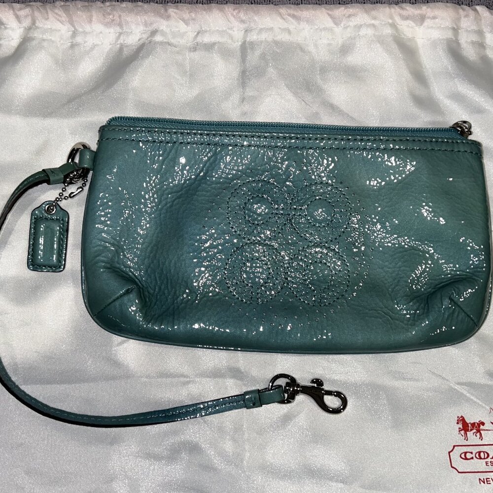 Coach Turquoise Wristlet NWOT